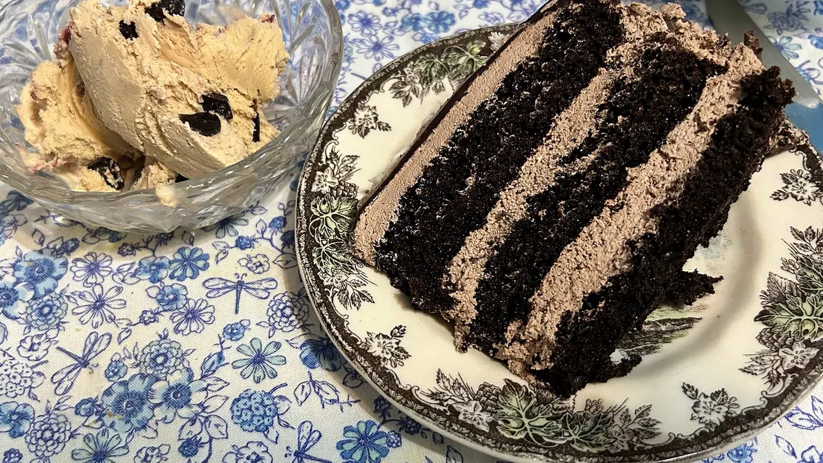A - Cakes – cake shop in Broomhouse, Uddingston