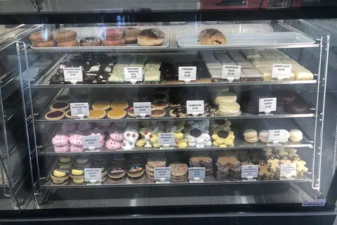 A - Cakes photo 2